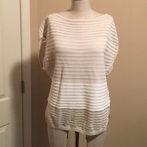 White House black Market top